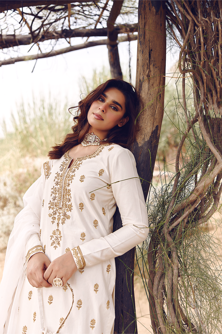 IVORY DORI AND ZARDOZI STRAIGHT SUIT