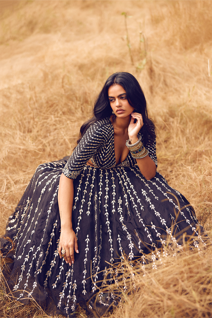 BLACK REVERSE KALI LEHENGA
